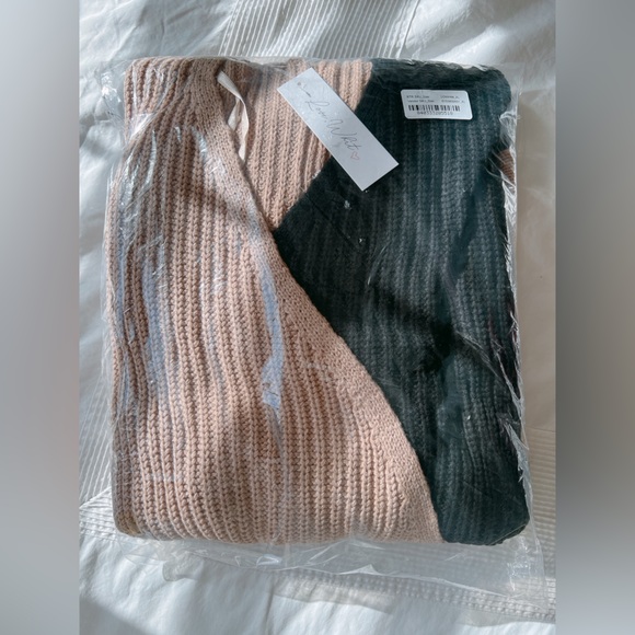 Love, Whit by Whitney Port Brown Color Block Cardigan. - Picture 6 of 8